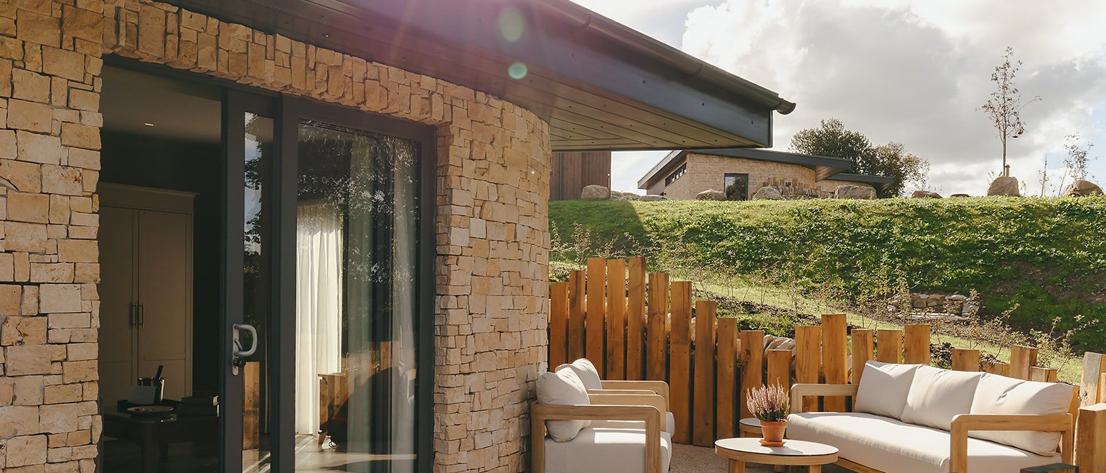 AWARD-WINNING HOTELIERS UNVEIL 14 NEW LUXURY SUITES AT AYSGARTH FALLS HOTEL