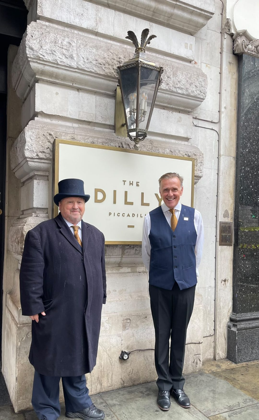 FLEX LEGENDS: PAUL GILLEY TAKES ON 30 SHIFTS, 30 HOTELS, 30 DAYS FUNDRAISING CHALLENGE FOR ROOM TO REWARD