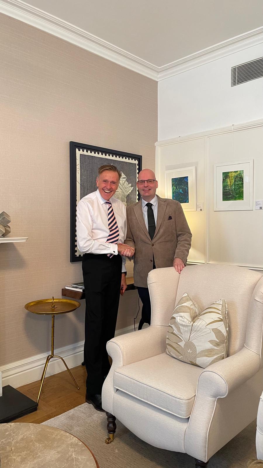 FLEX LEGENDS: PAUL GILLEY TAKES ON 30 SHIFTS, 30 HOTELS, 30 DAYS FUNDRAISING CHALLENGE FOR ROOM TO REWARD