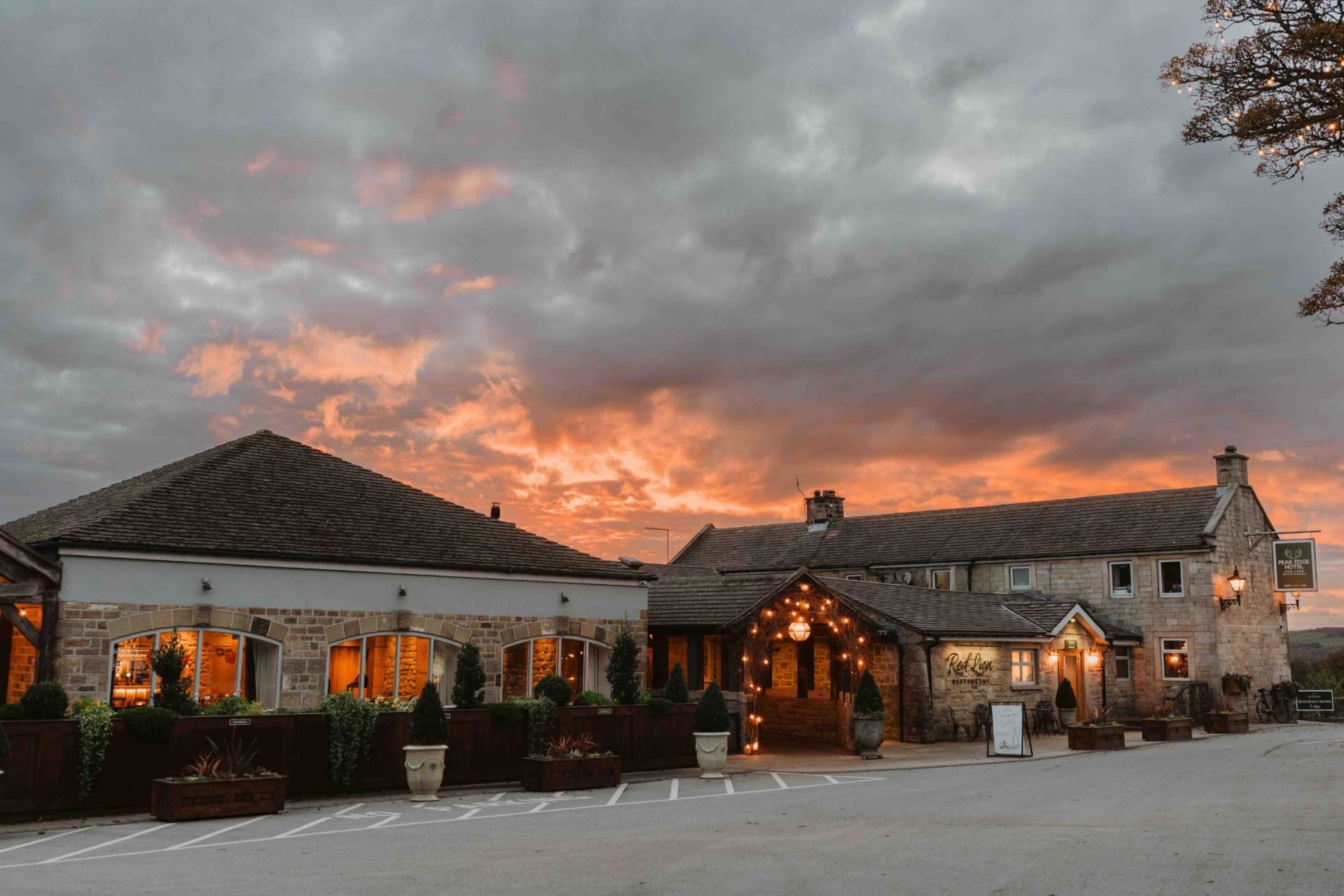 PEAK EDGE HOTEL CELEBRATES TRIPLE AWARDS SHORTLISTING AS IMPRESSIVE RUN OF RECOGNITION CONTINUES